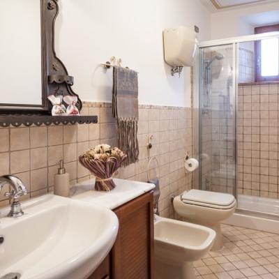 Bagno In Camera Casa Vacanza Assisi Casale Santa Margherita Umbria